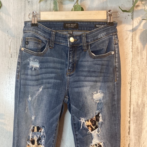 Judy Blue Skinny Fit Distressed Jeans - Picture 2 of 14